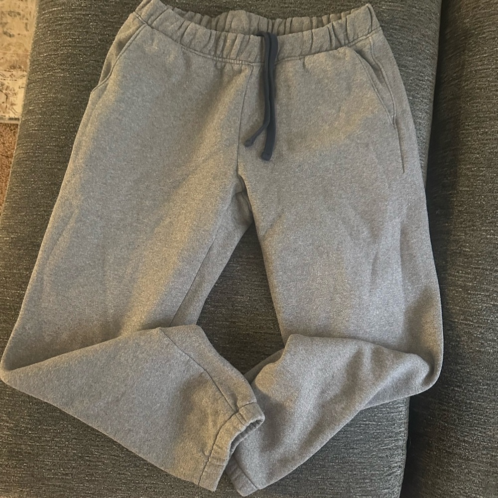 Patagonia size small sweat pants